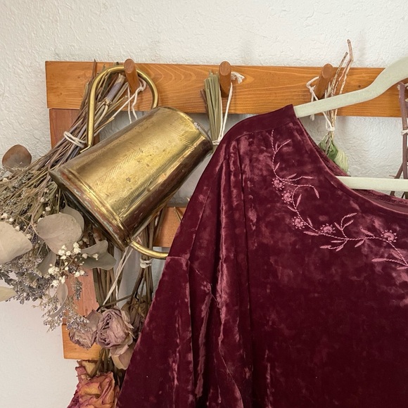 J. Jill Burgundy Velvet Blouse - Picture 2 of 4